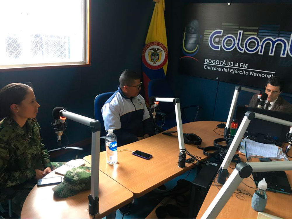 Programa Radial Avanzando Por Colombia