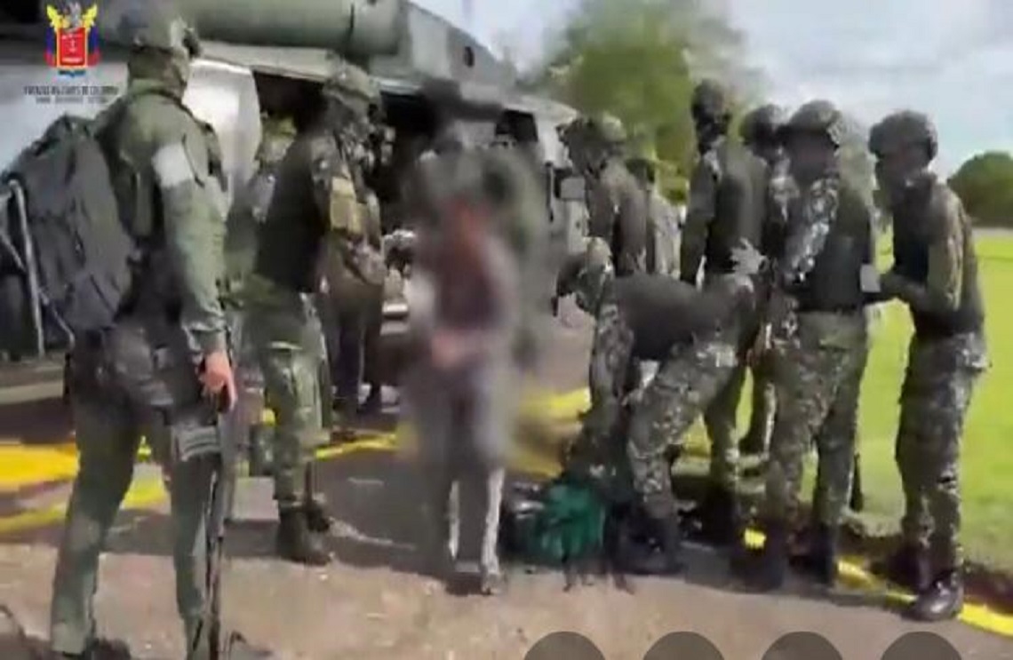 Golpe contundente por parte de las Fuerzas Militares a la estructura de seguridad y logística de 'Mordisco' en el Amazonas
