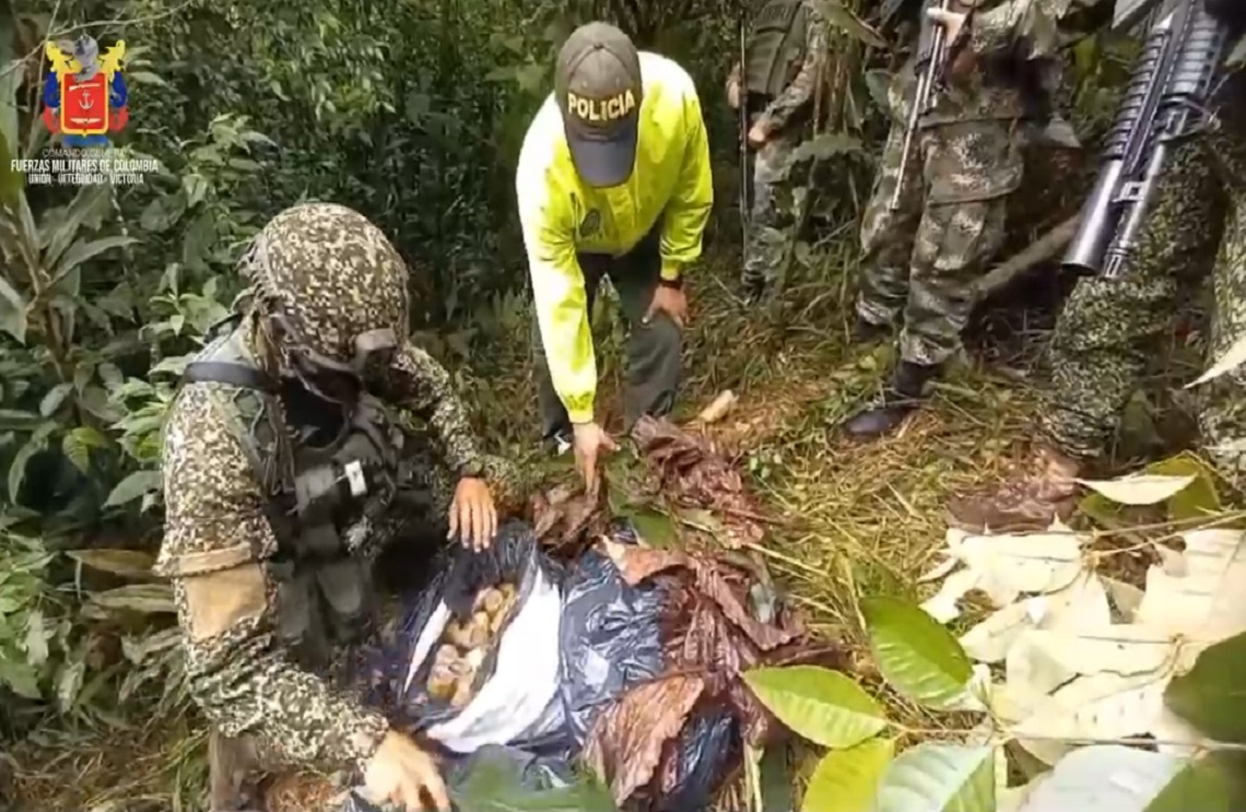 Fuerzas Militares neutralizan más de 650 artefactos explosivos que los Comandos de Frontera tenían listos para acciones terroristas en Putumayo