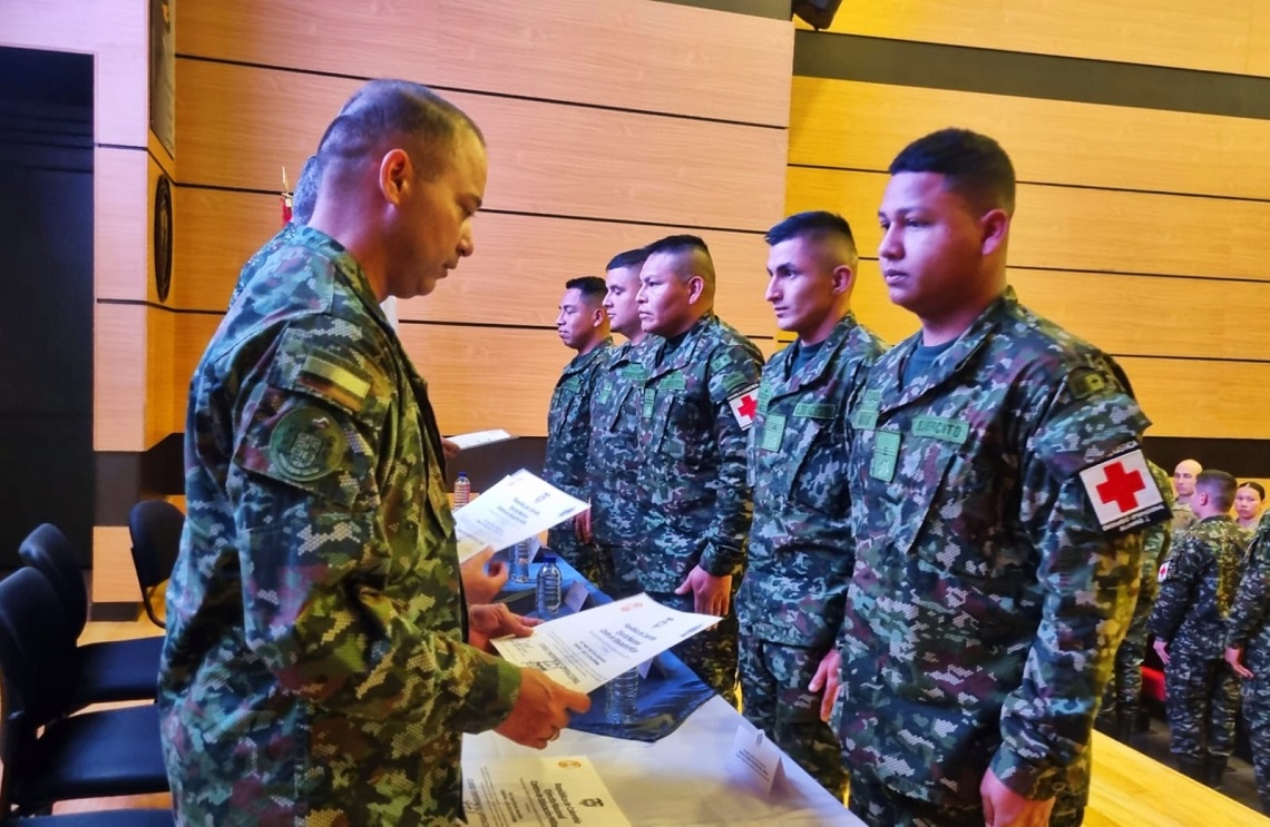 31 enfermeros operacionales del Ejército Nacional brindarán atención médica en situaciones de combate