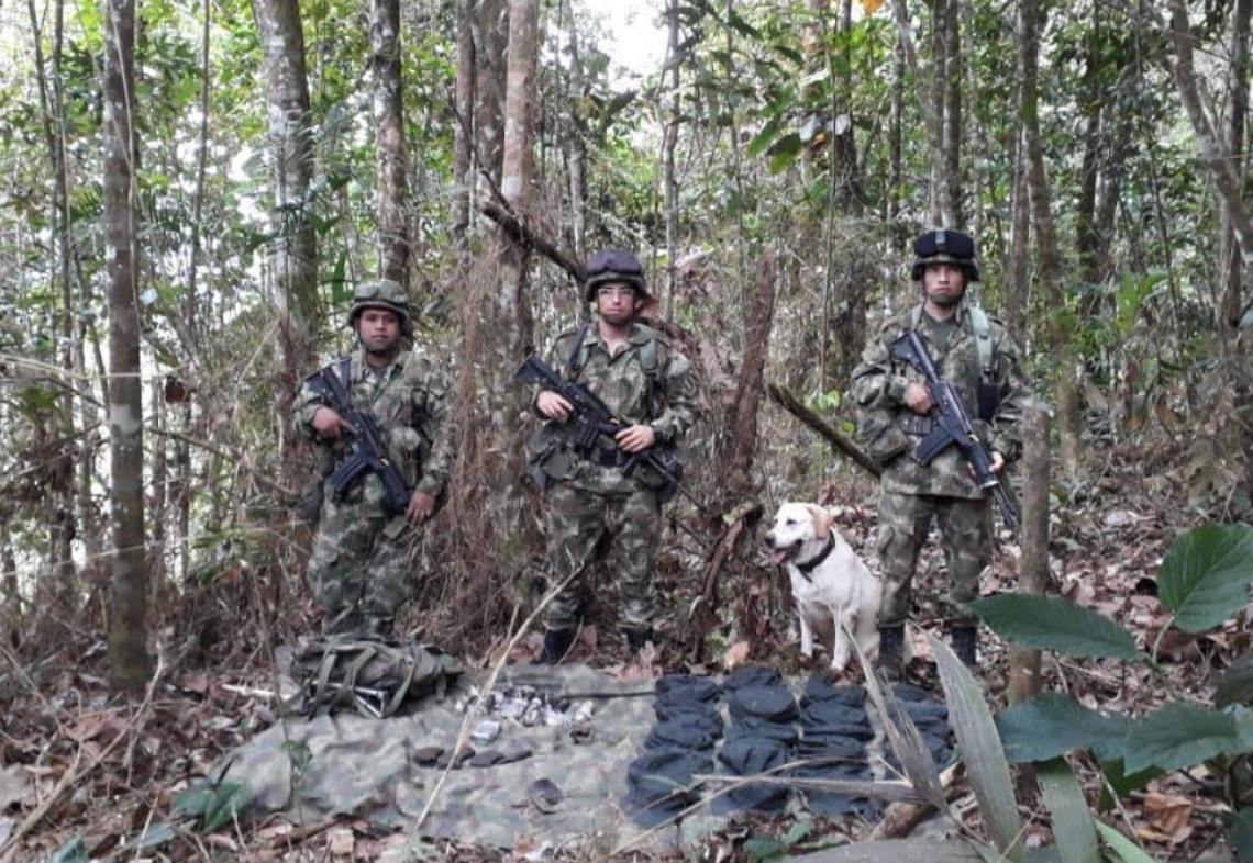 Hallados dos depósitos ilegales y un área minada en zona rural de Caquetá y Meta