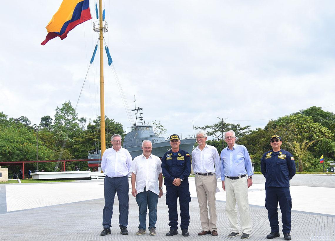  Base Naval ARC Málaga recibe la visita de sus ingenieros y constructores