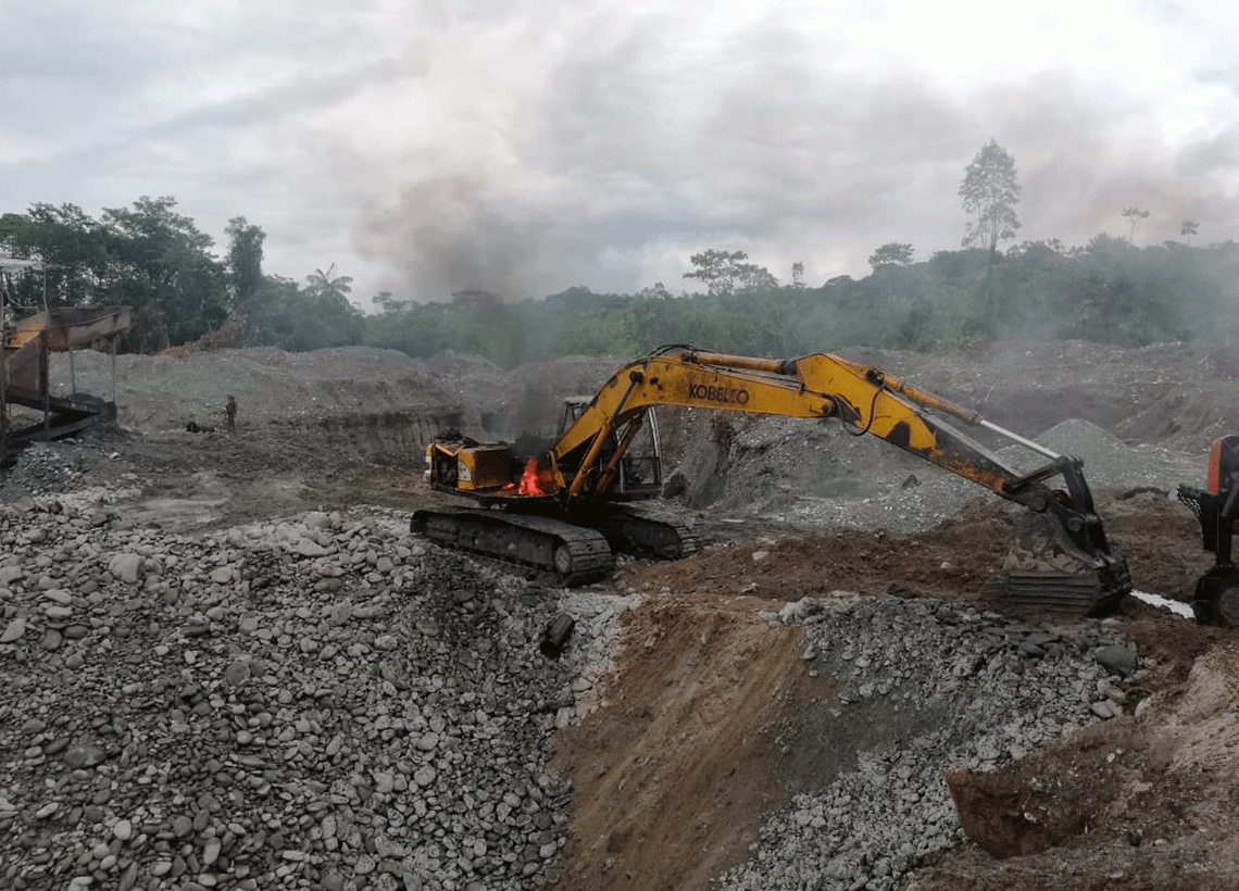 Fuerzas Militares y Policía para debilitan las fuentes de financiación de los Grupos Armados Organizados que delinquen en la región del Pacífico colombiano
