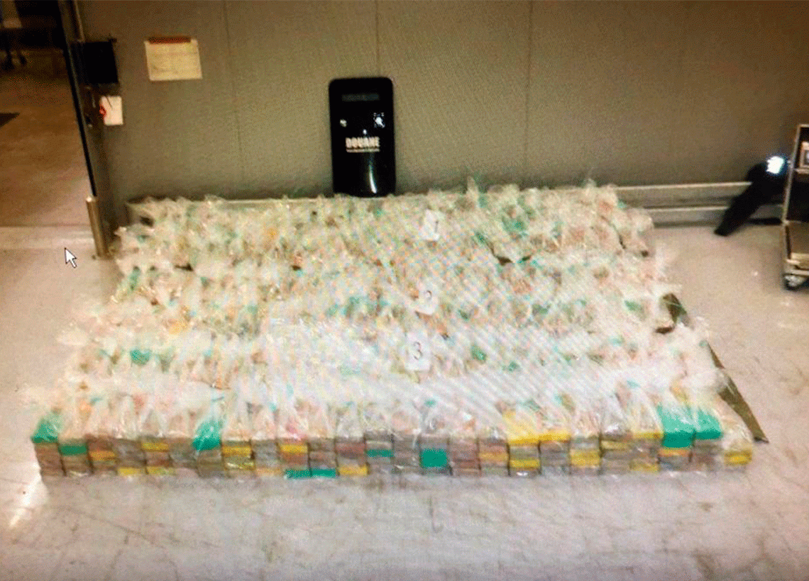 La Armada de Colombia y autoridades europeas incautan 1.5 toneladas de cocaína en Europa
