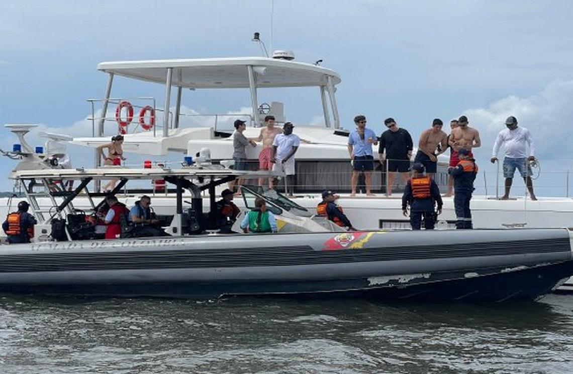 Armada de Colombia realiza controles marítimos en Cartagena