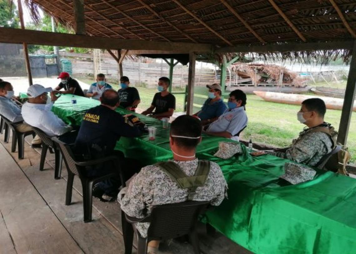 Fuerzas Militares y Policía articulan acciones en beneficio de la población fronteriza de San Felipe, Guainía