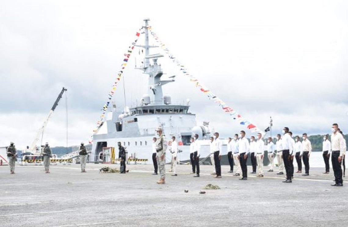 Jóvenes comprometidos con el servicio al país, entregan uniforme que lucieron con orgullo y gallardía