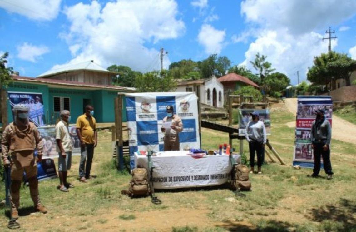 Armada de Colombia entrega 9 áreas libres de minas en Sucre y Bolívar