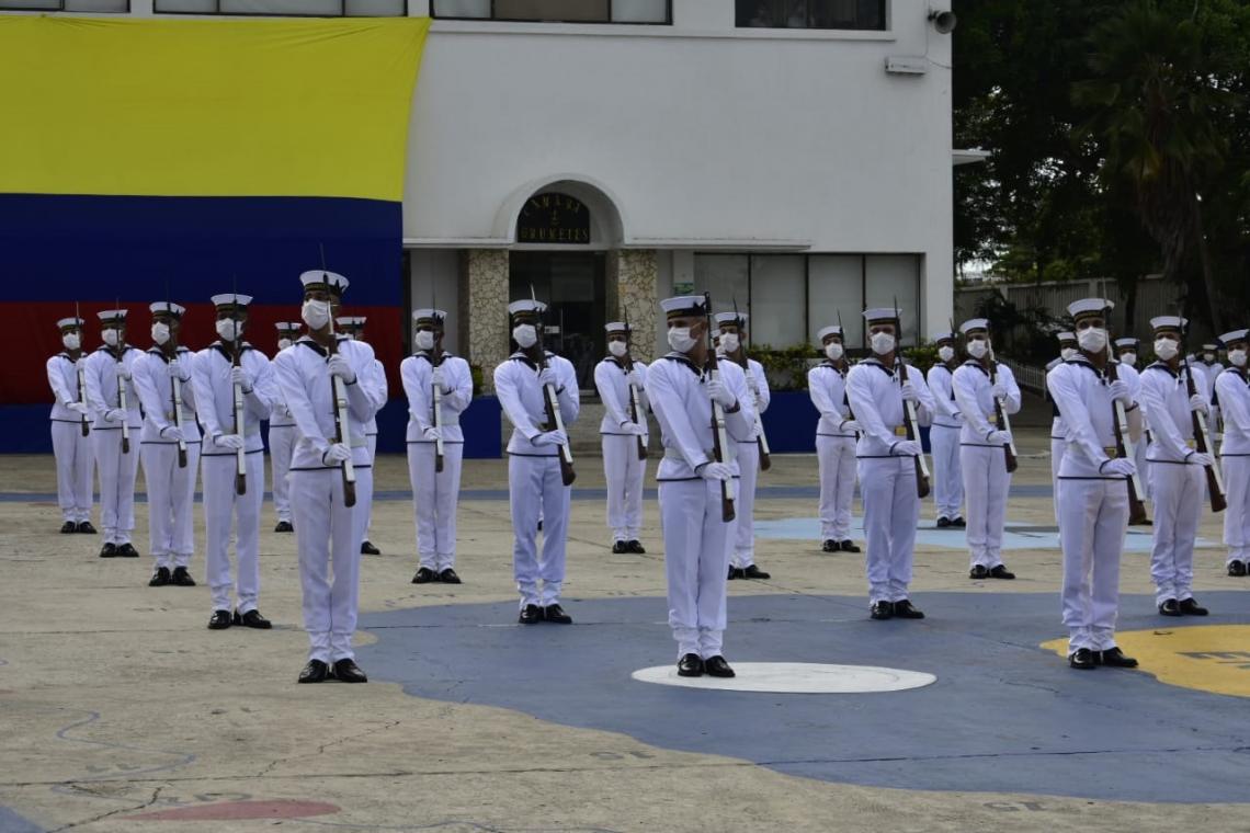  152 nuevos grumetes juran bandera en la escuela naval de suboficiales ARC Barranquilla