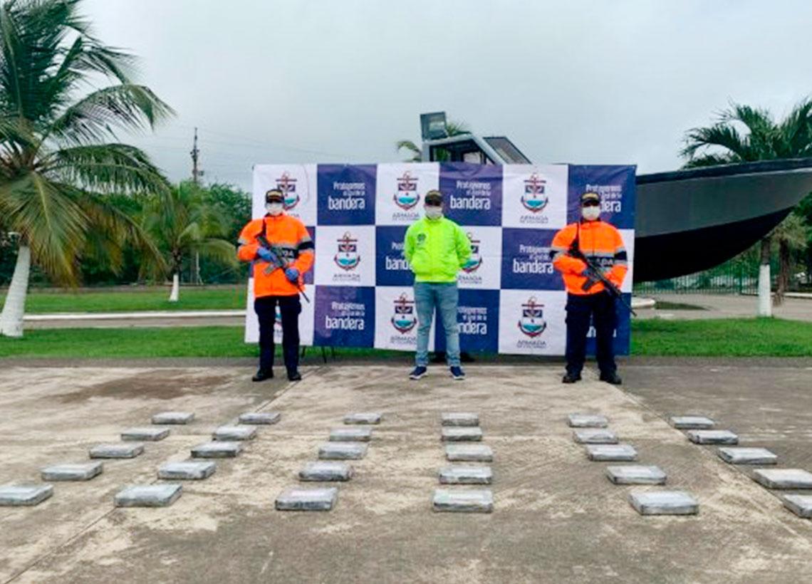 Armada de Colombia incauta cerca de 34 Kilogramos de Clorhidrato de Cocaína, en Antioquia