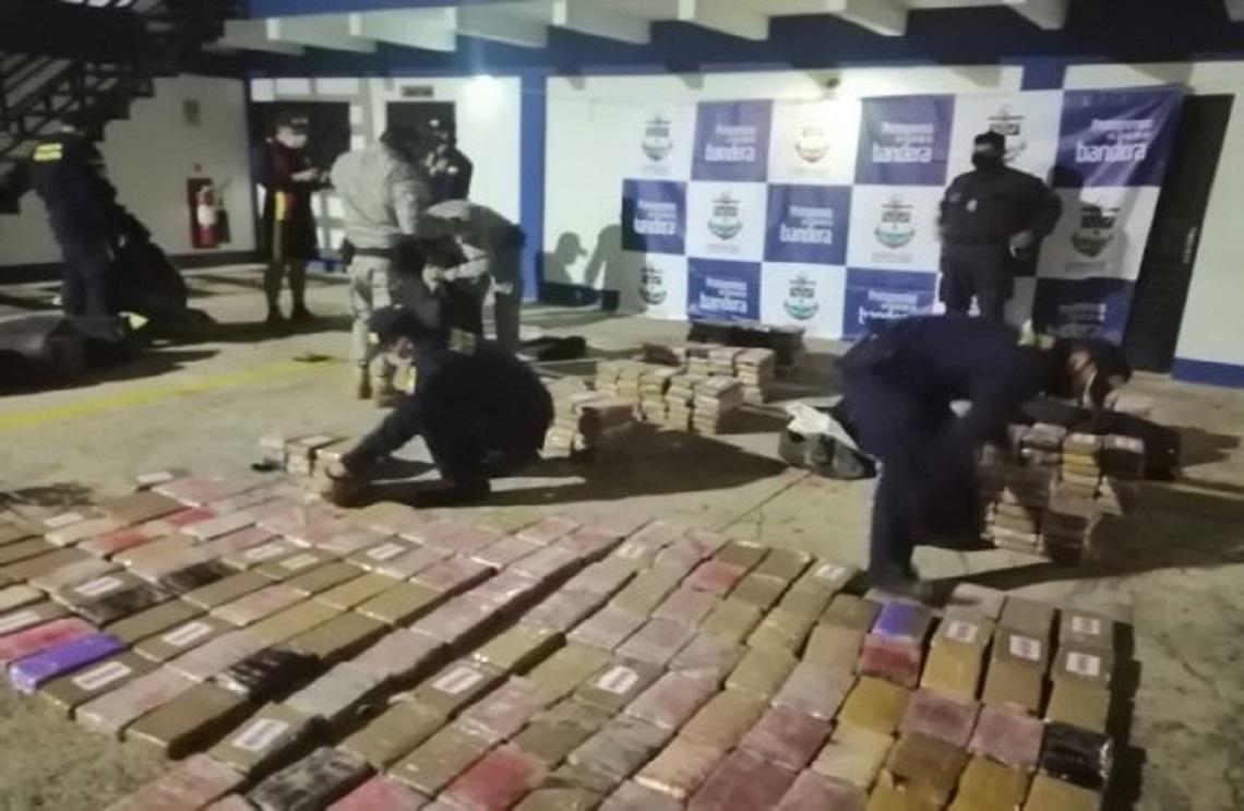Incautan más de 600 kilogramos de clorhidrato de cocaína en una unidad residencial