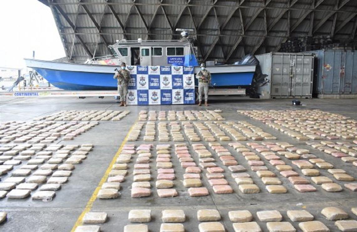  Armada Nacional impide tráfico de cargamento de sustancias alucinógenas avaluado en más de 12 millones de dólares