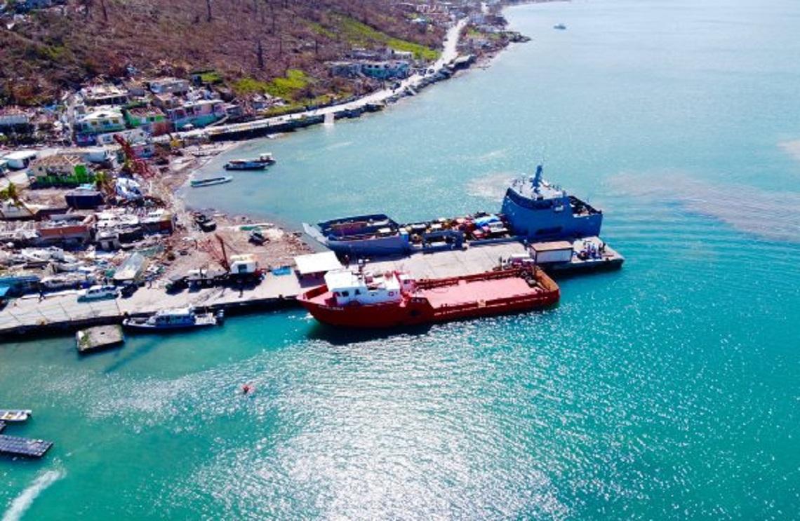 Armada de Colombia comprometida con la asistencia humanitaria y logística de la Isla de Providencia