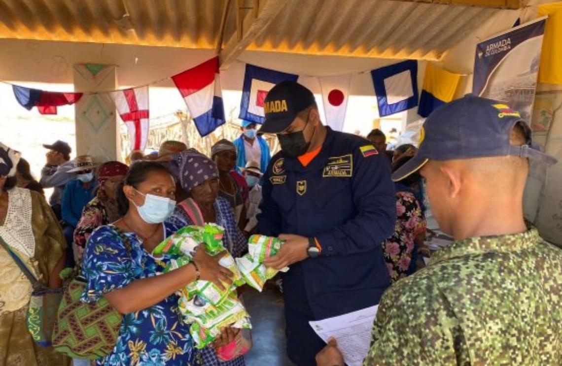 Armada de Colombia contribuye al desarrollo integral de la comunidad de Castilletes en La Guajira
