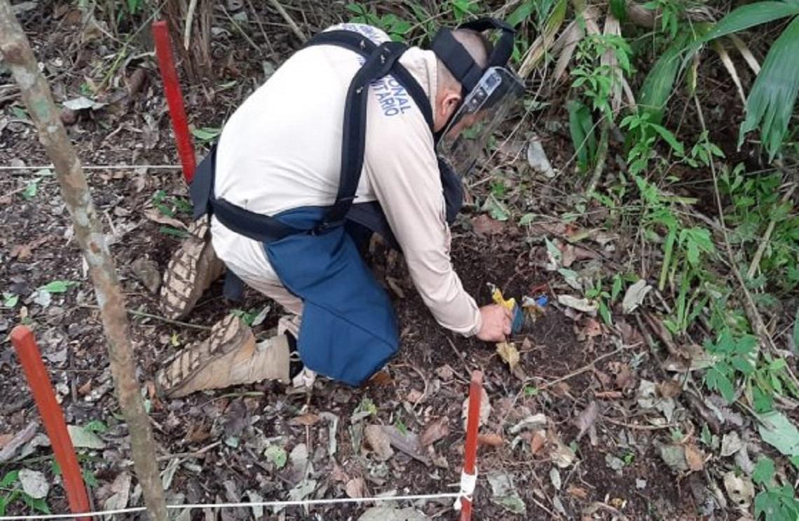 Armada de Colombia entrega cuatro áreas libres de minas antipersonales en los Montes de María 