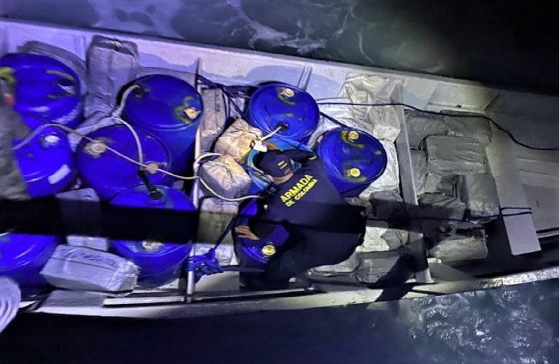 Armada de Colombia intercepta lancha rápida con droga avaluada en más de 42 millones de dólares