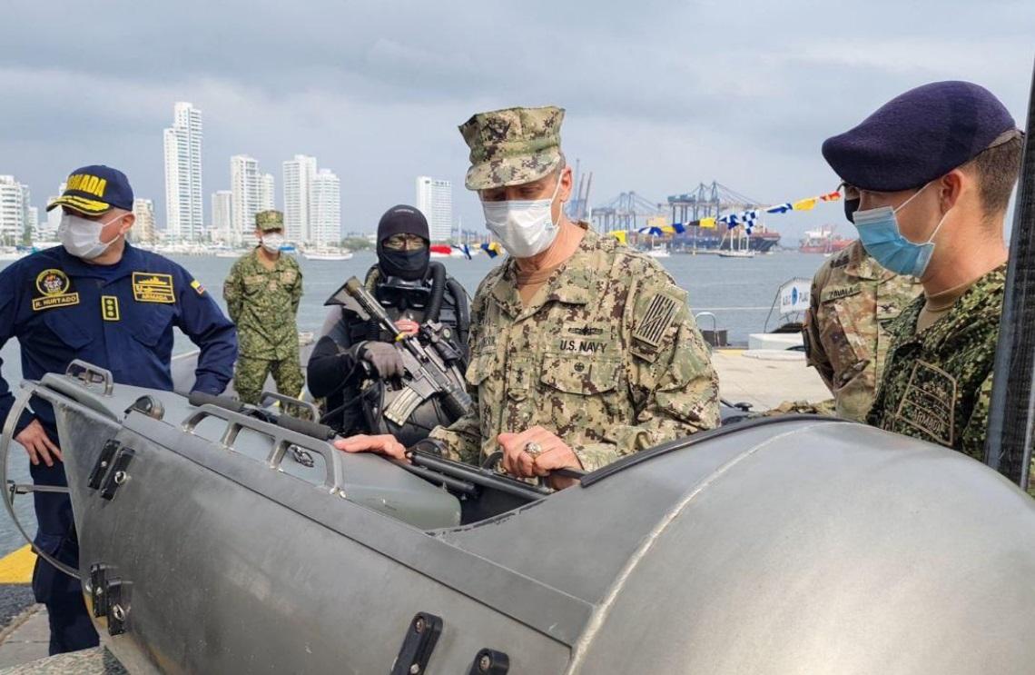 Comandante Cuarta Flota de los Estados Unidos visita la Fuerza Naval del Caribe