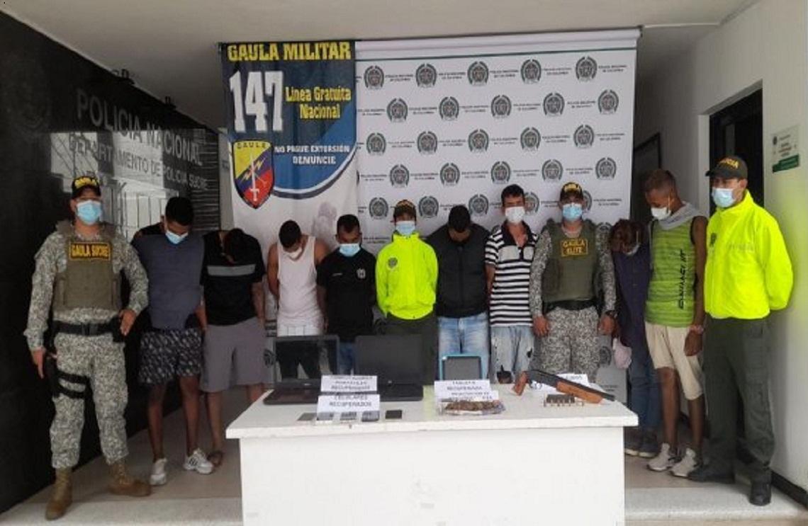 Armada de Colombia y Policía capturan a ocho presuntos integrantes de la banda Los 27
