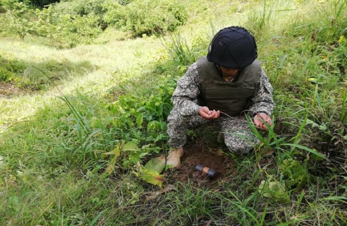Armada de Colombia destruye controladamente dos artefactos explosivos en el Carmen de Bolívar