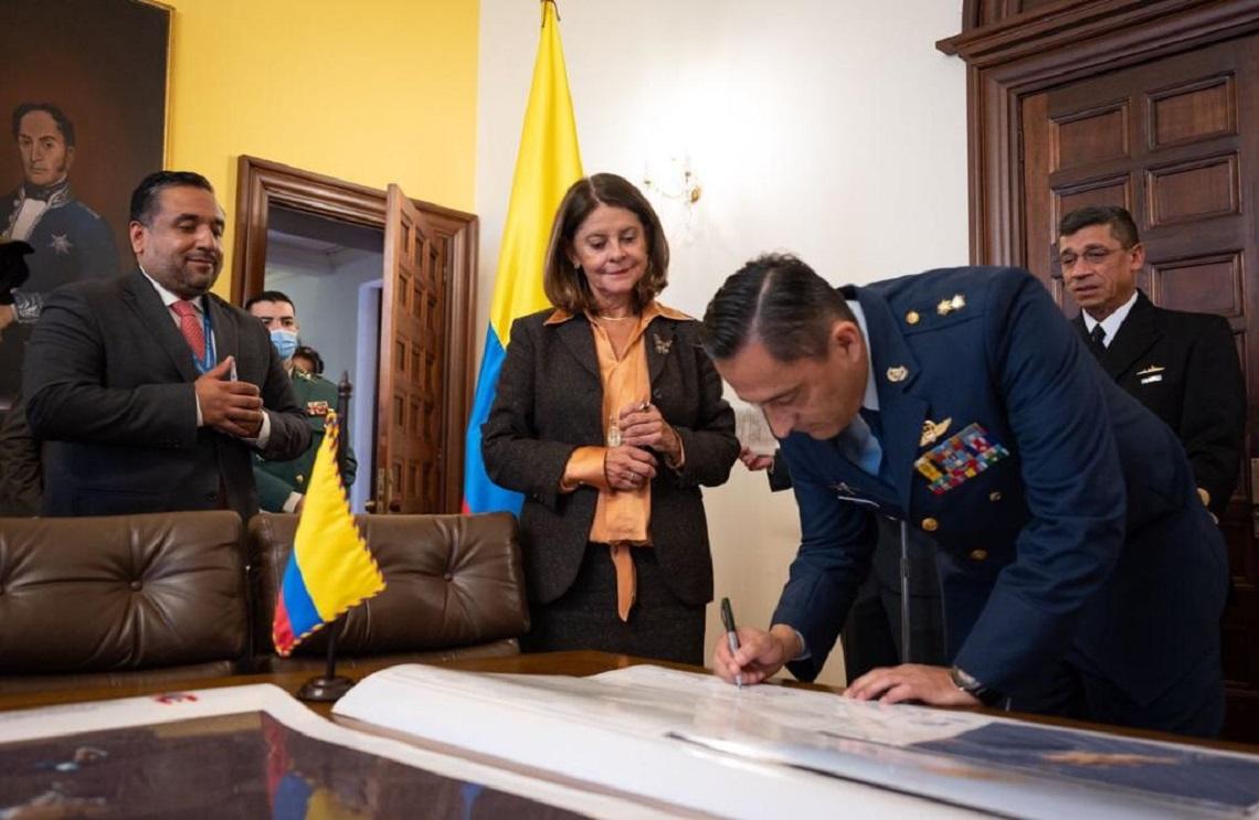 Cartografía Oficial del Archipiélago de Malpelo fue lograda gracias al aporte de las capacidades aéreas y espaciales de su Fuerza Aérea Colombiana