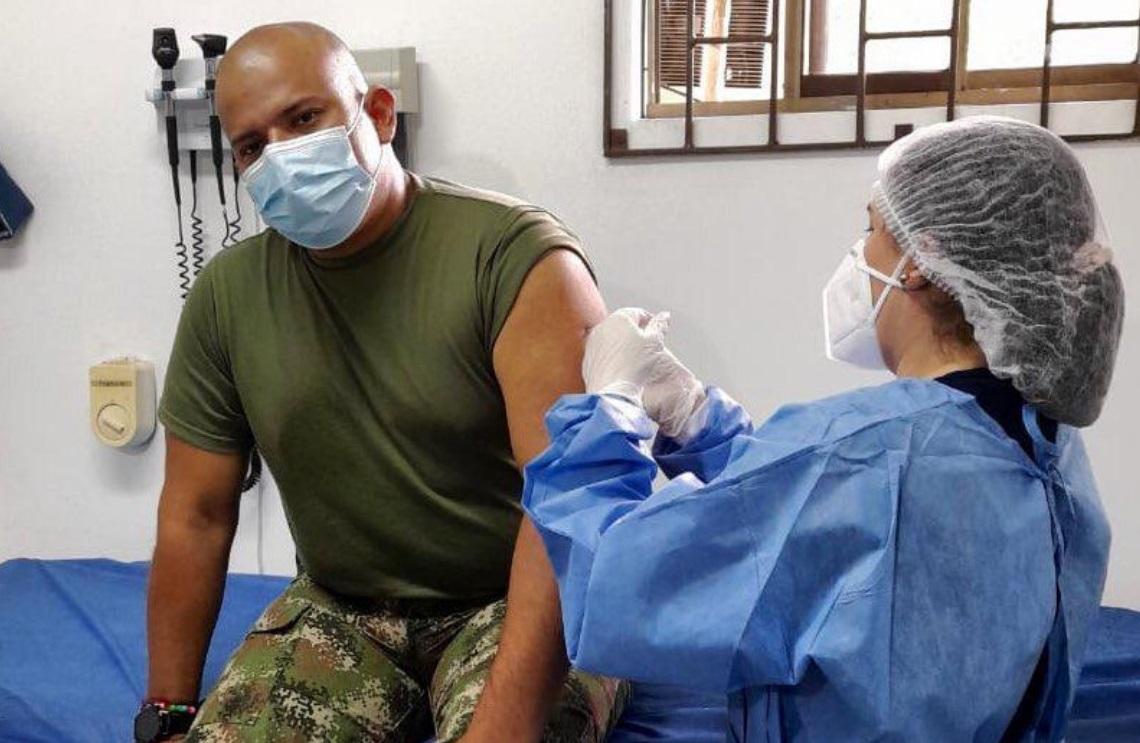 Avanza la implementación del Plan Nacional de Vacunación contra el COVID-19 en Sanidad Ejército