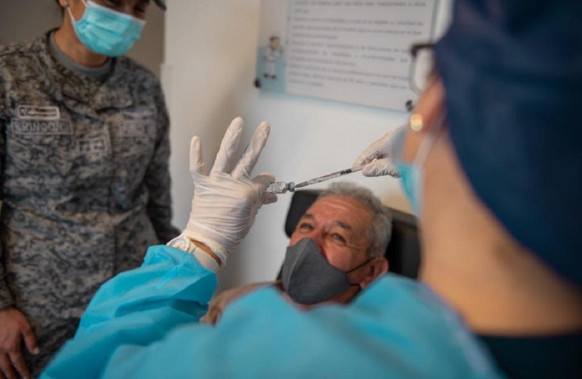 La vacunación contra el COVID19 no se detiene en el subsistema de salud de las Fuerzas Militares