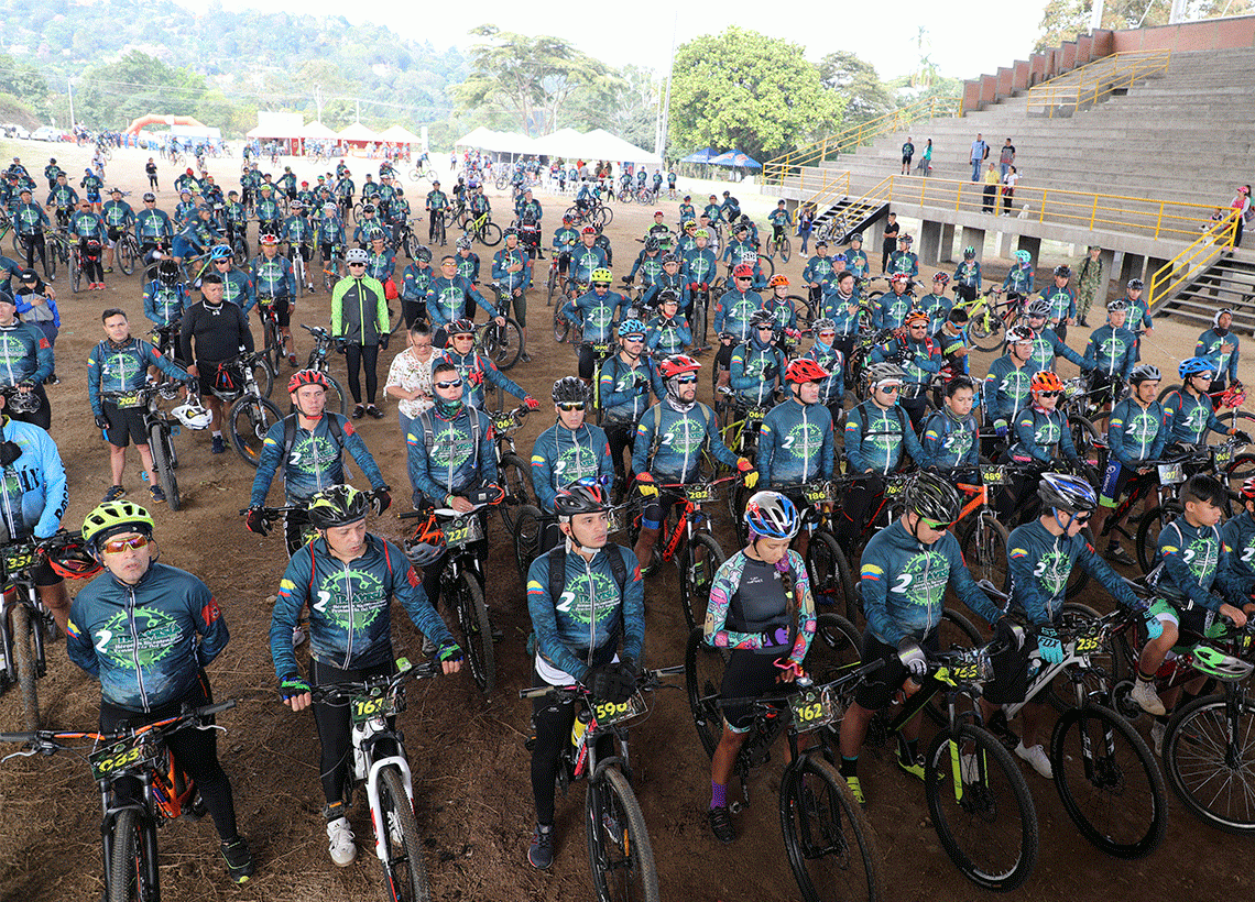 Deportistas pedalearon por nuestros héroes en la provincia del Sumapaz