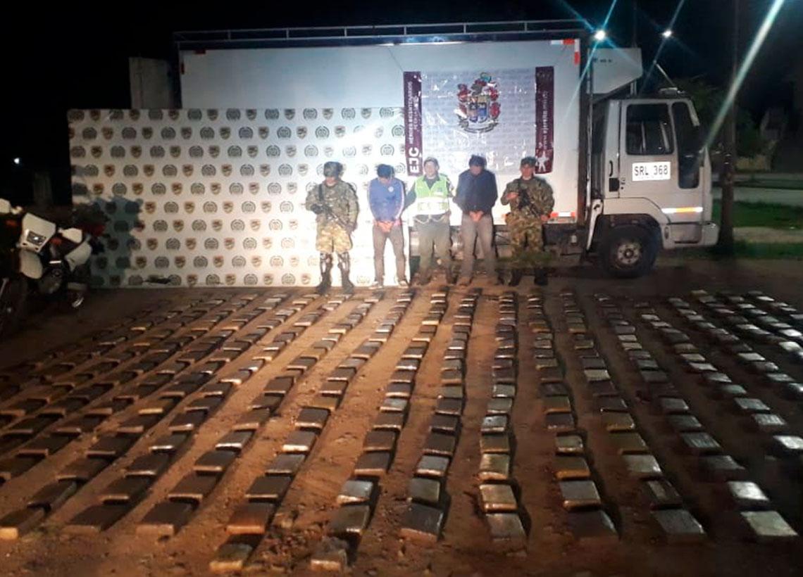 Transportaban 399 kilos de marihuana en las paredes de un furgón en Pitalito, Huila