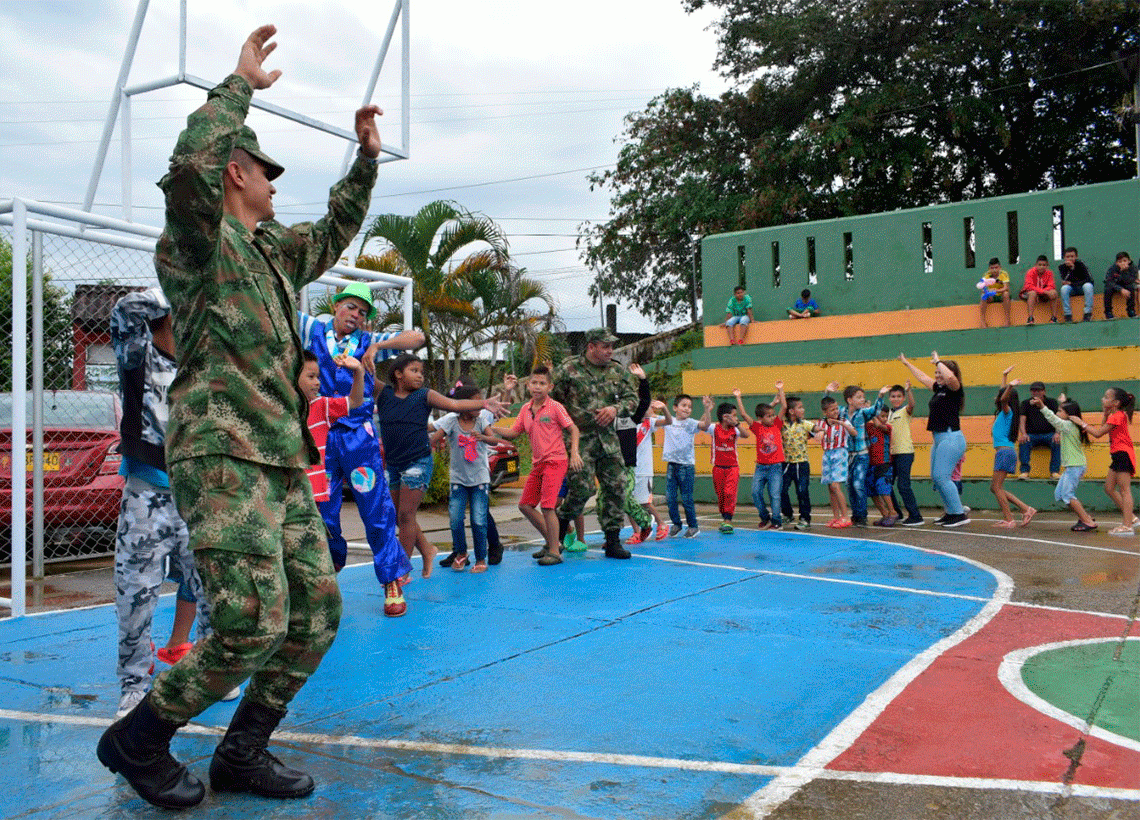 Ejército Nacional beneficia con 1.000 servicios sociales en la Comuna Oriental de Florencia