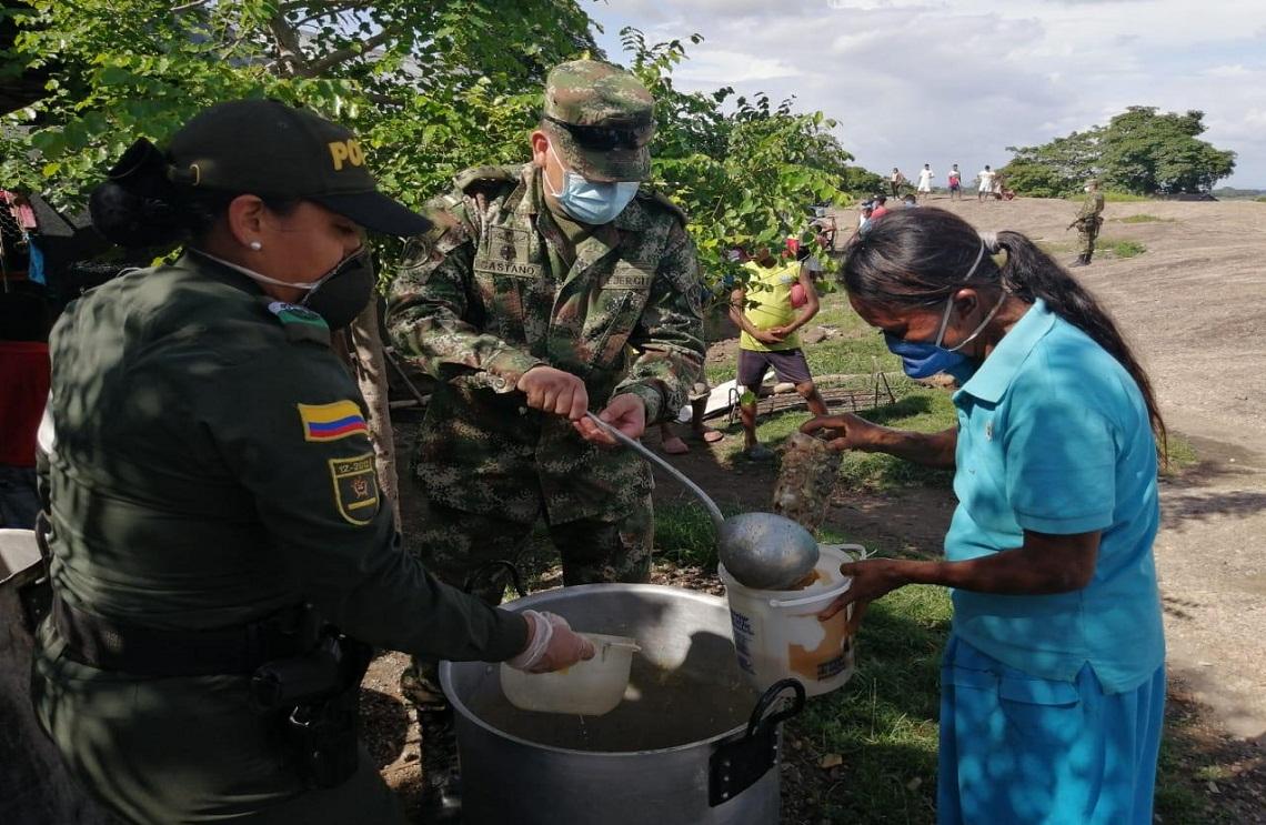 Ejército Nacional y la Policía Nacional apoyaron a población vulnerable en el Vichada