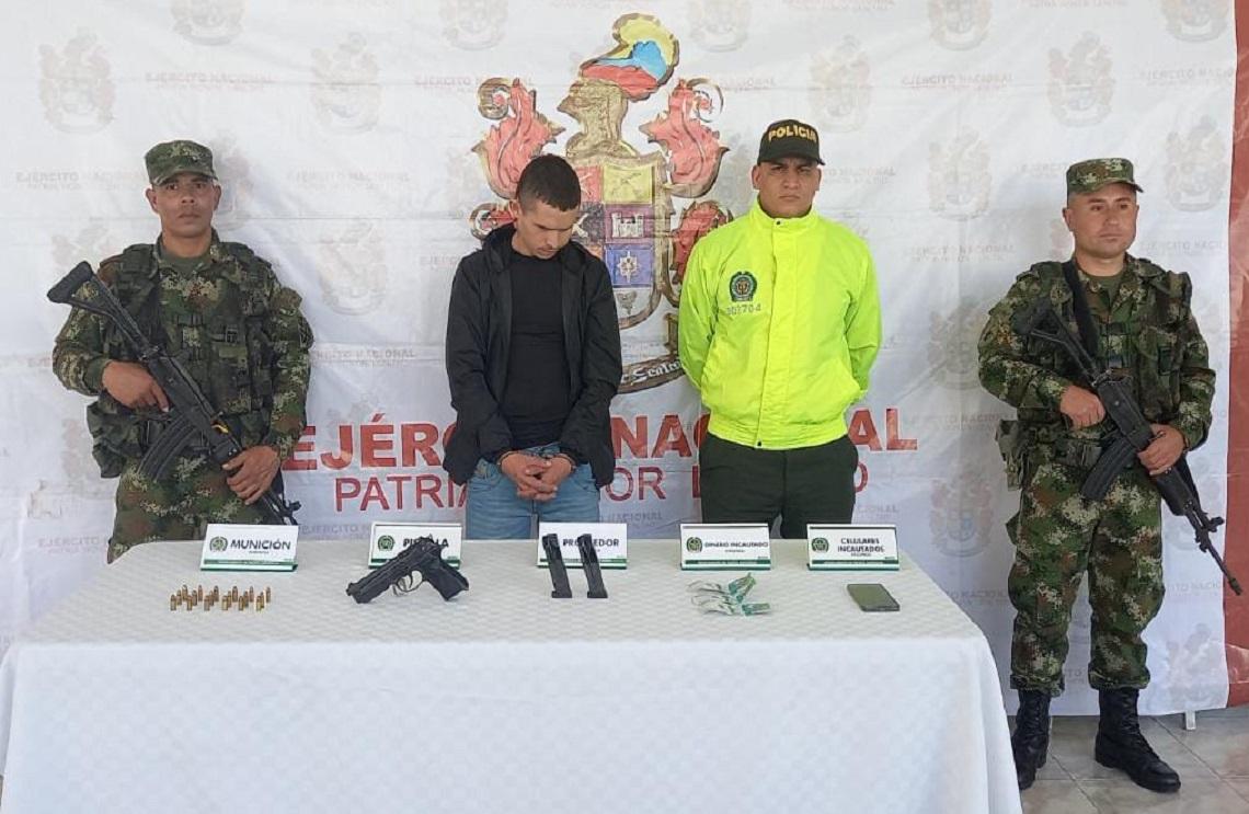 Ejército capturó a dos sujetos señalados de ser importantes cabecillas del GAO residual, en Antioquia