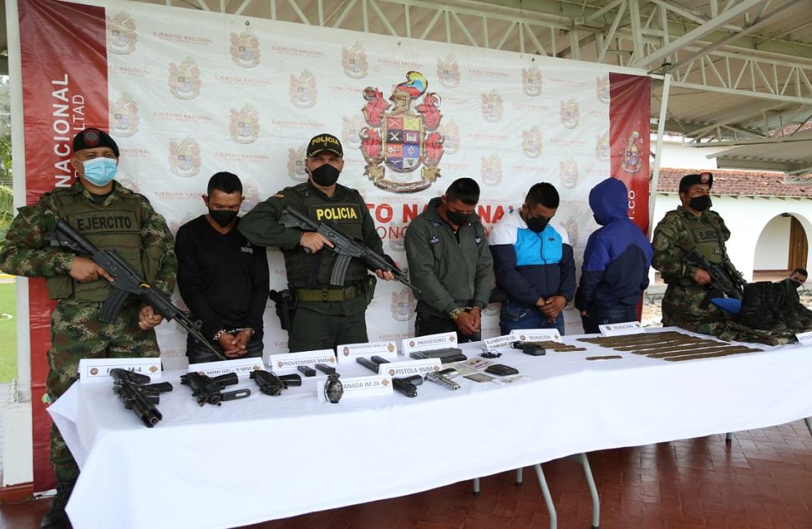Ejército Nacional capturó a tres integrantes del GAO-r y recupera a menor de edad en el Cauca 