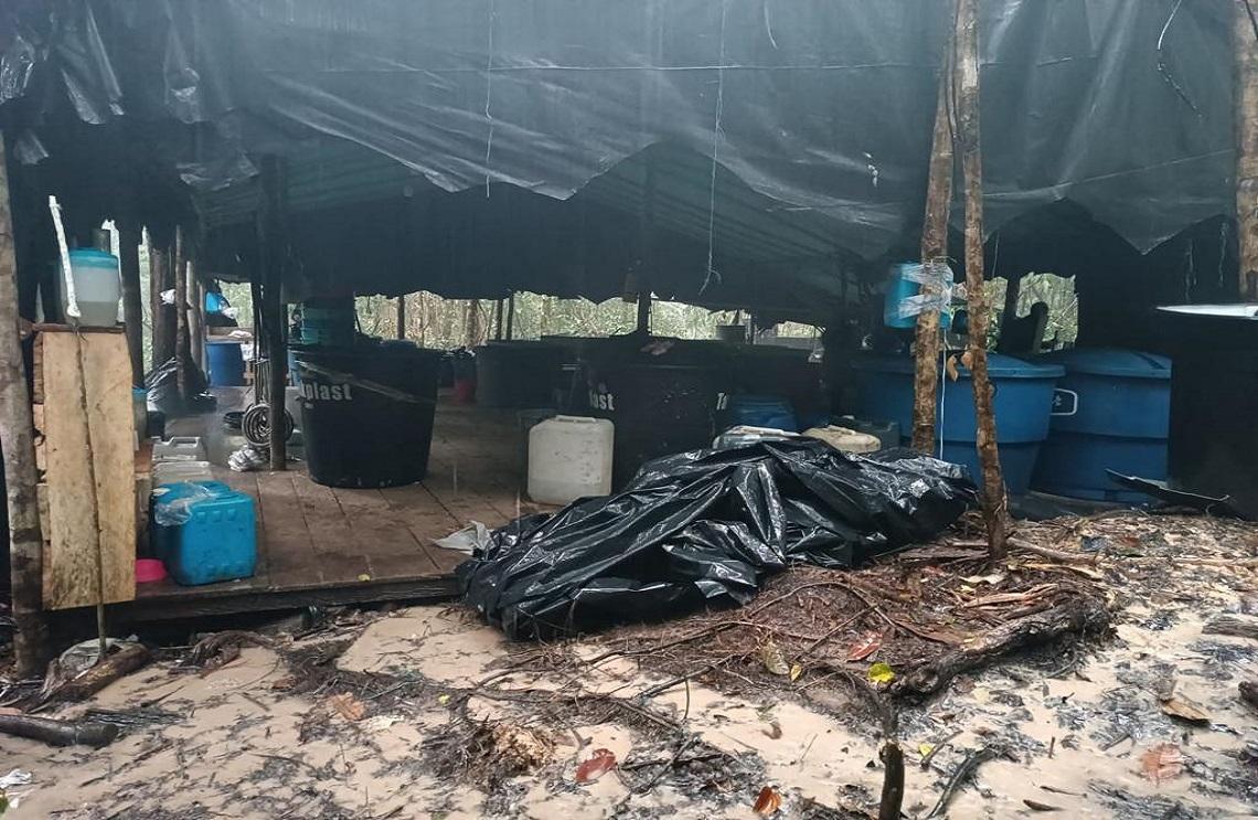 Ejército Nacional desmantela laboratorio para el procesamiento de clorhidrato de cocaína en Caquetá