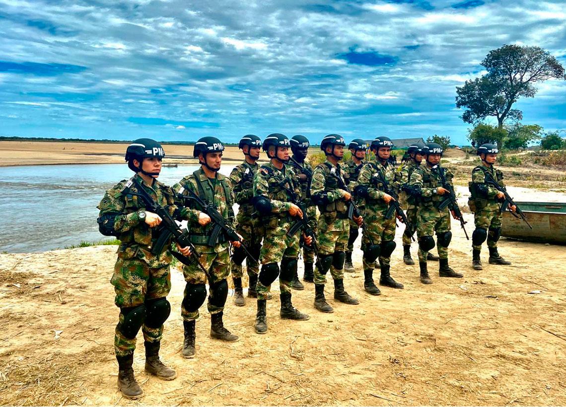La fuerza femenina del Ejército Nacional en Puerto Carreño, Vichada