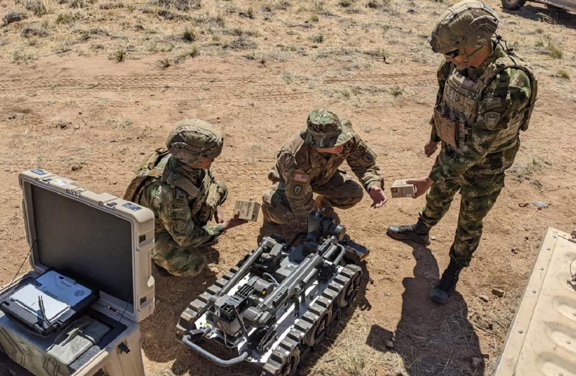Ejército Nacional participó en ejercicios de eliminación de artefactos explosivos en Estados Unidos