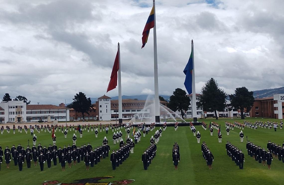 135 nuevos oficiales del Ejército Nacional