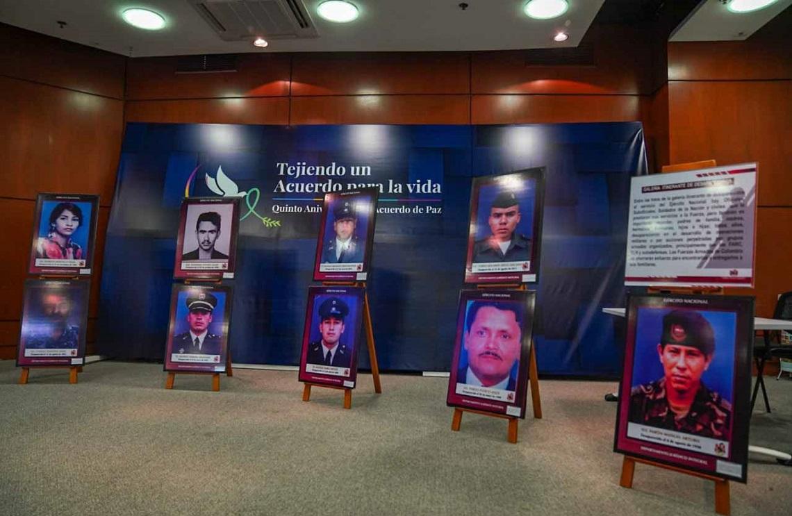 Ejército Nacional acompañó entrega del informe ‘El conflicto armado desde la piel del soldado colombiano’ a la JEP
