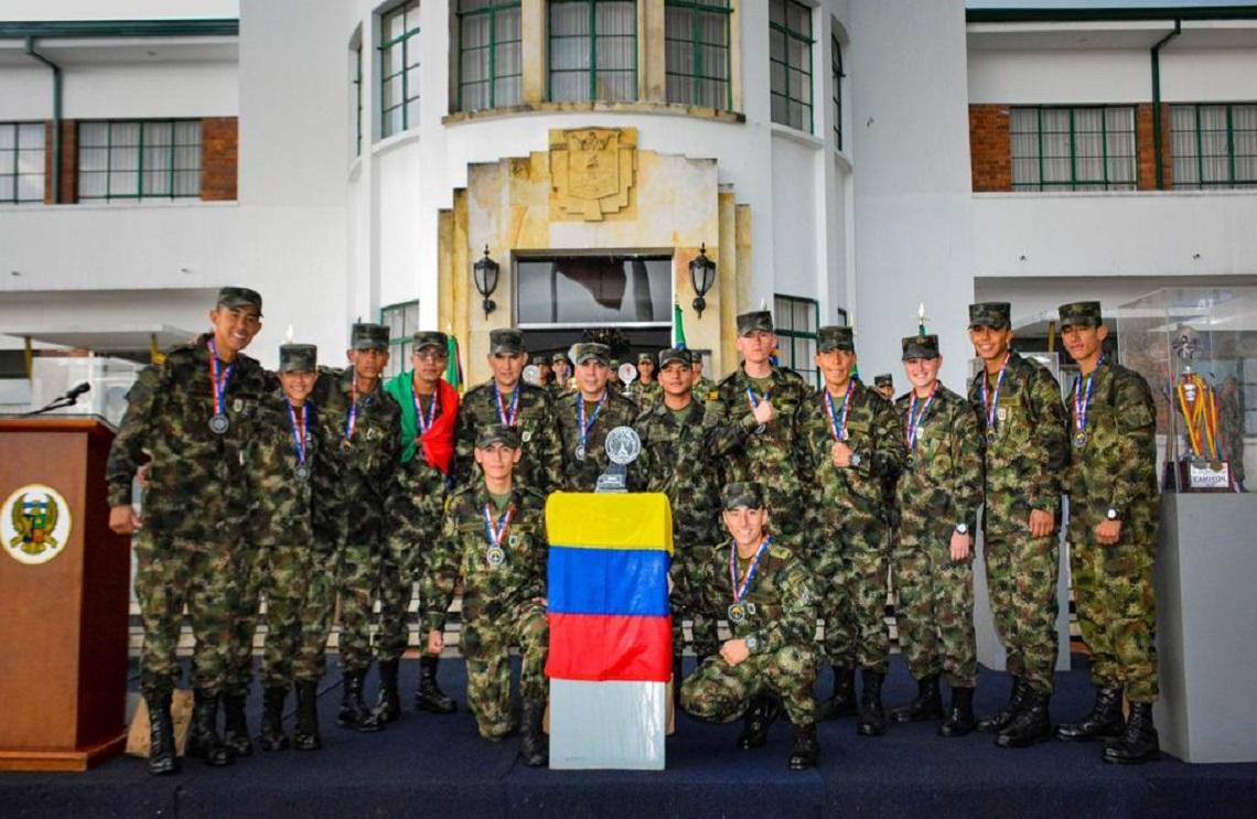  Alumnos de la Esmic ocuparon el segundo puesto en el ‘Desafío Militar Aguhlas Negras’ en la Academia Militar del Ejército de Brasil