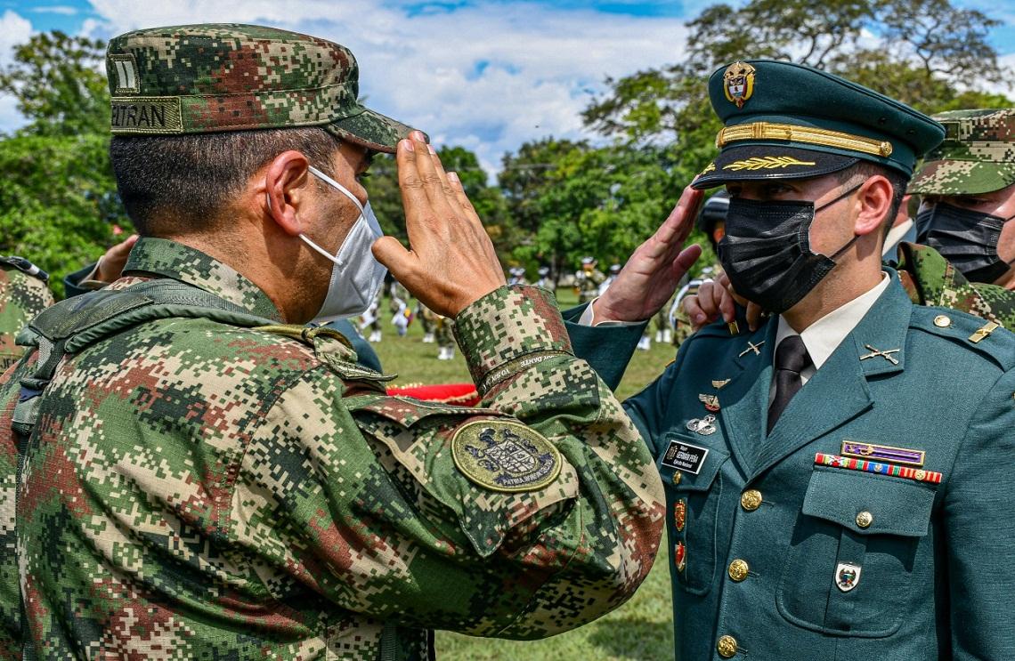 Oficiales de la Séptima Brigada del Ejército Nacional, dan un paso más en su carrera militar