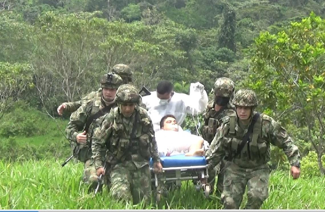  Ejército Nacional brindan transporte humanitario a dos víctimas de minas antipersonal