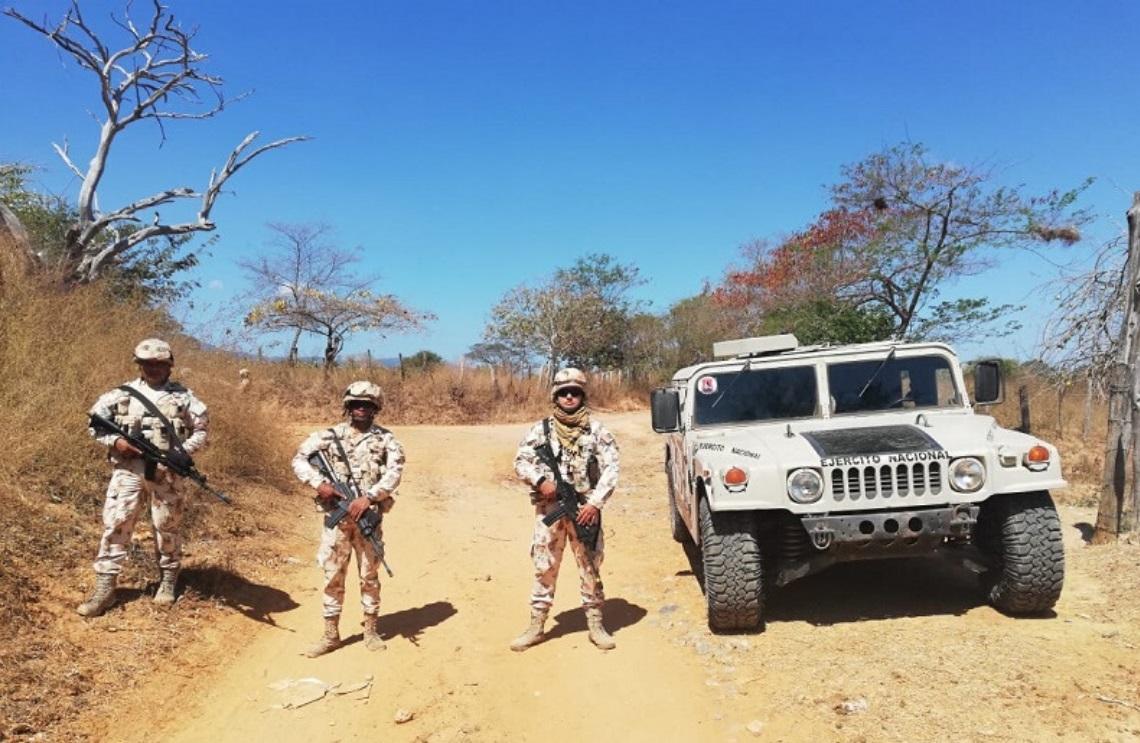 Ejército Nacional mantiene la seguridad y brinda ayudas humanitarias en la frontera con Venezuela