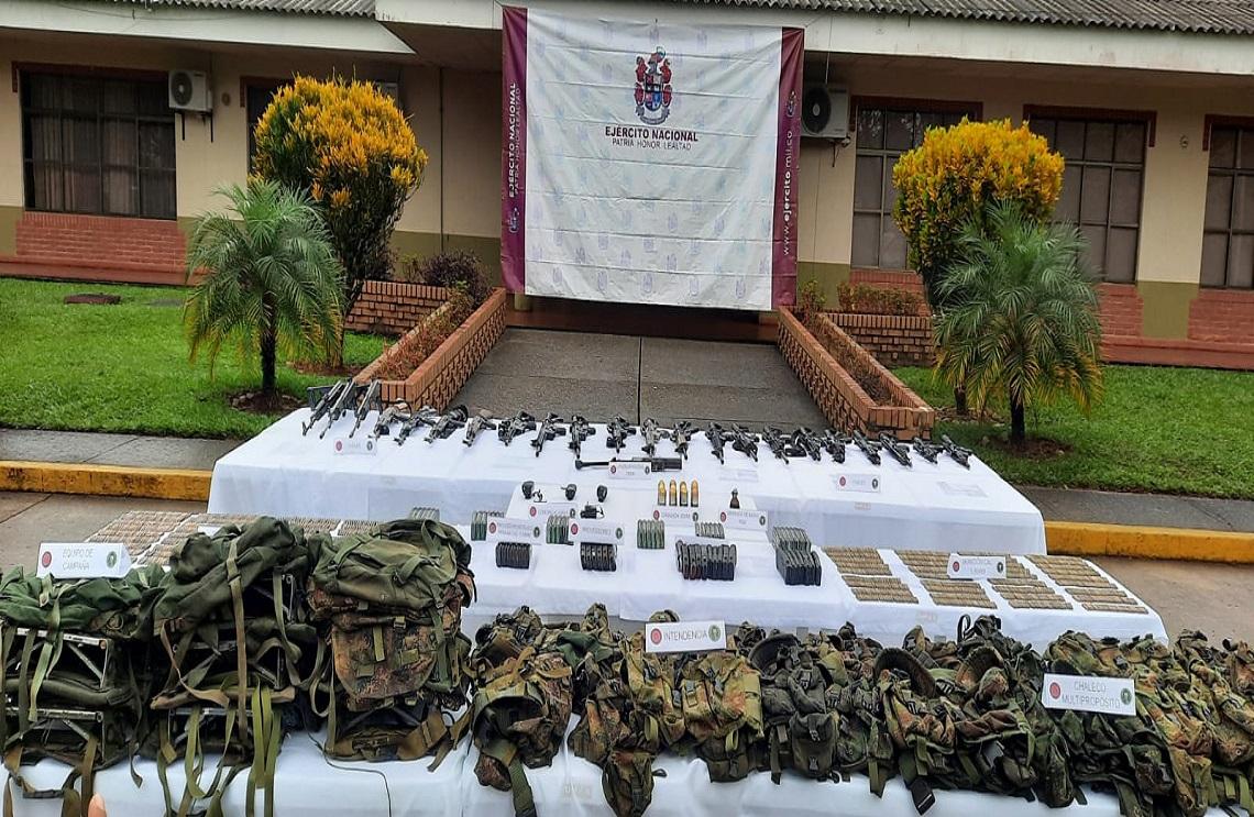 Cerca de 500 kilogramos de explosivos y 22 fusiles incautados a grupos armados organizados residuales en Putumayo