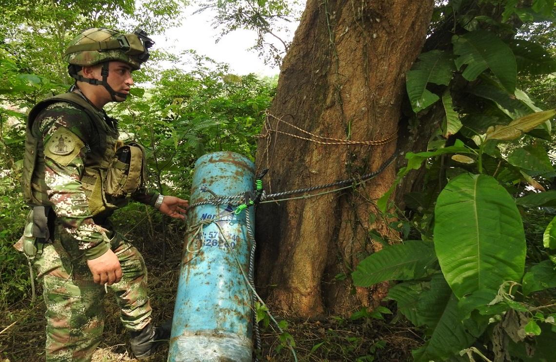 GAO ELN instala artefactos explosivos para atentar contra bases militares y población civil