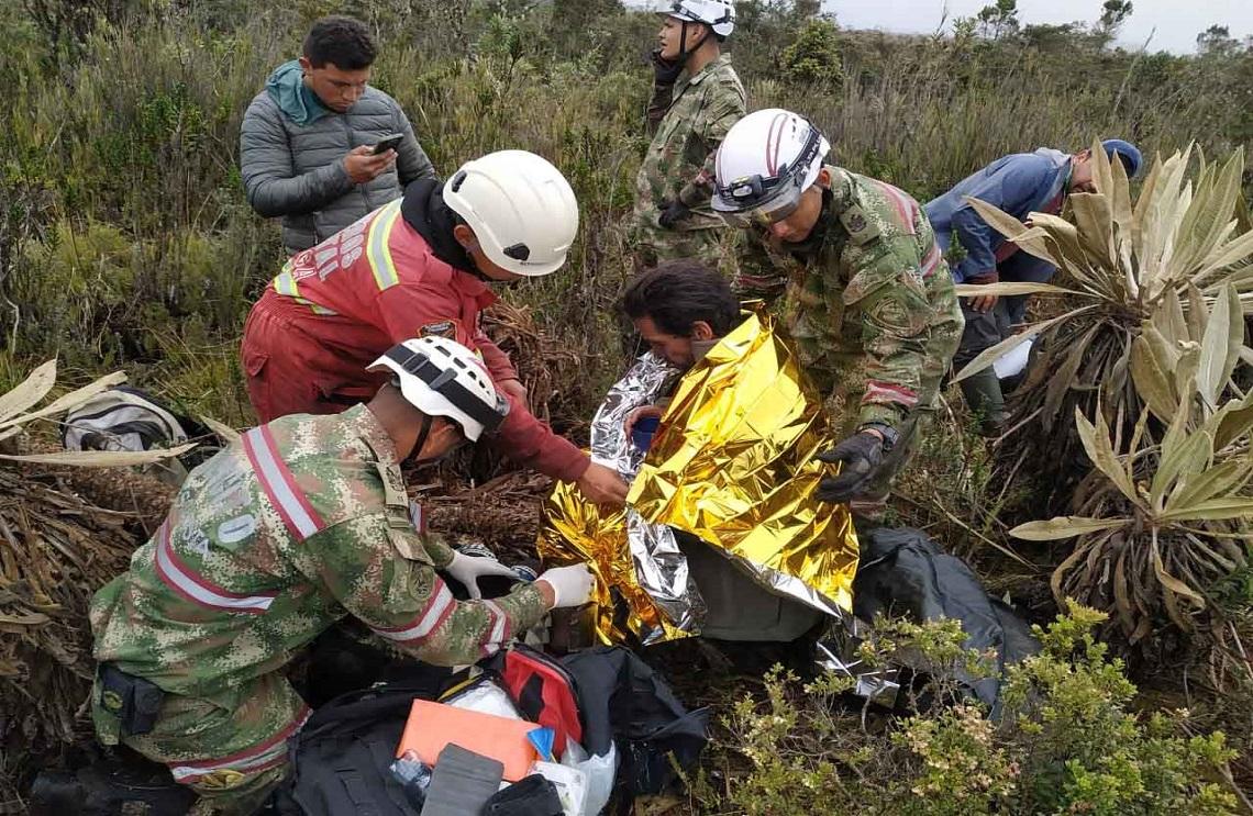 Ejército Nacional rescató a fotógrafo desaparecido hace 17 días en el páramo Pan de Azúcar de Cundinamarca