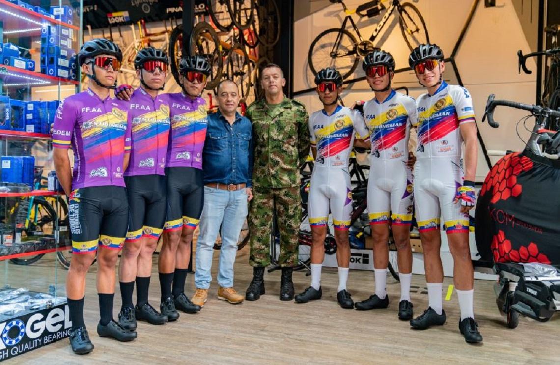 Seis soldados del Ejército Nacional correrán la Vuelta Ciclística de la Juventud 2022