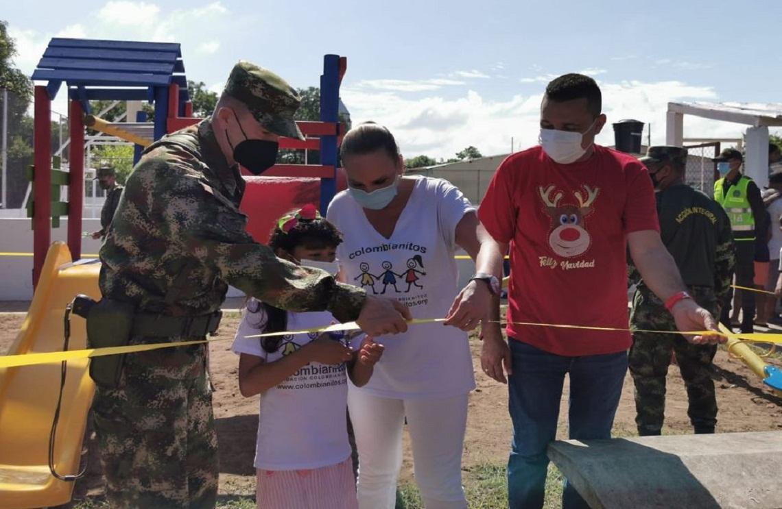 Ejército Nacional y Fundación Colombianitos entregan obras de desarrollo comunitario en Bolívar