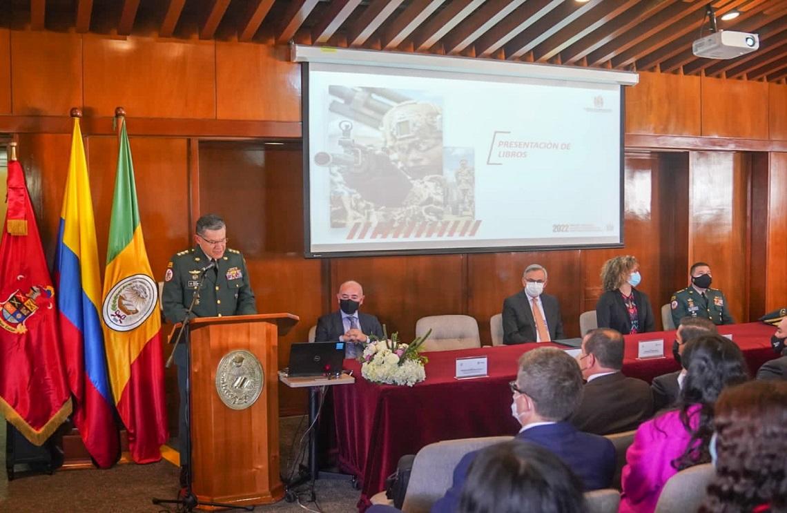 Ejército Nacional y Universidad Externado lanzan dos volúmenes de la Colección: Ejército, Institucionalidad y Sociedad