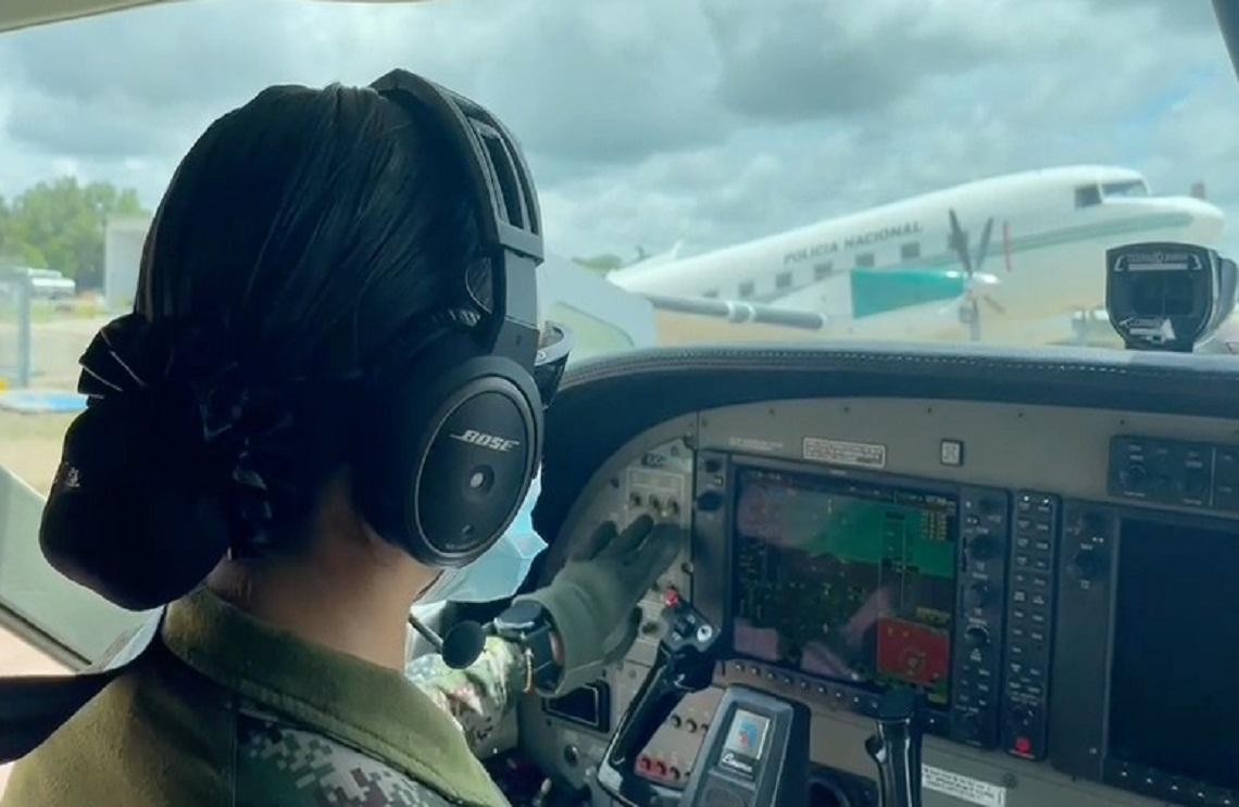 Ejército Nacional tiene su primera mujer piloto al mando