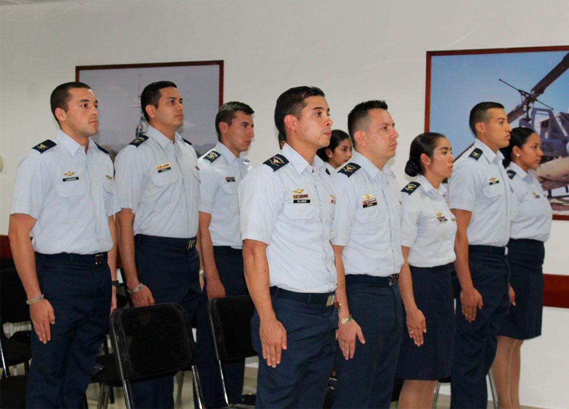 En el CACOM 4 se reconoce la importante labor de los controladores aéreos