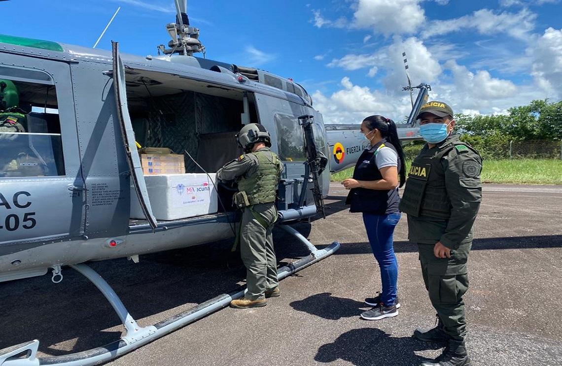 Más de 144.600 vacunas han sido transportadas por la fuerza Aérea Colombina, en Antioquia